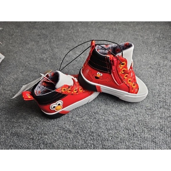 Elmo Toddler Shoes High Top Sneakers -New With Tags 7T Slip ons with side zipper - Picture 1 of 12